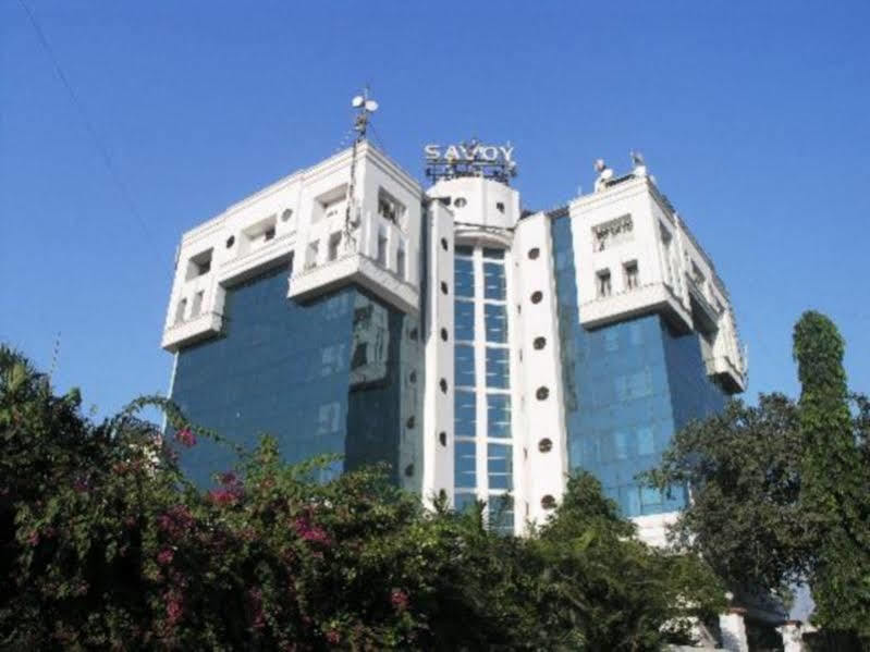 Fabhotel Savoy Suites Mumbai Airport Exterior foto