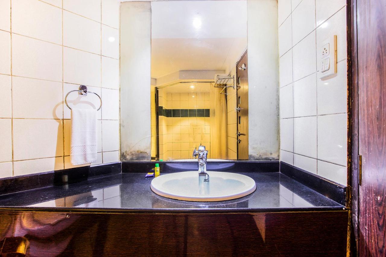 Fabhotel Savoy Suites Mumbai Airport Exterior foto